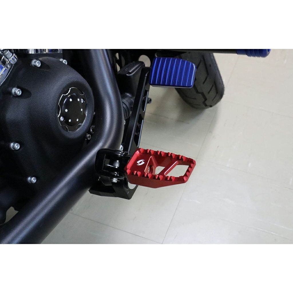 M8 ソフテイル、スポーツスターS、ナイトスター、パンアメリカ アルミ削り出し フットペグ (レッド)2