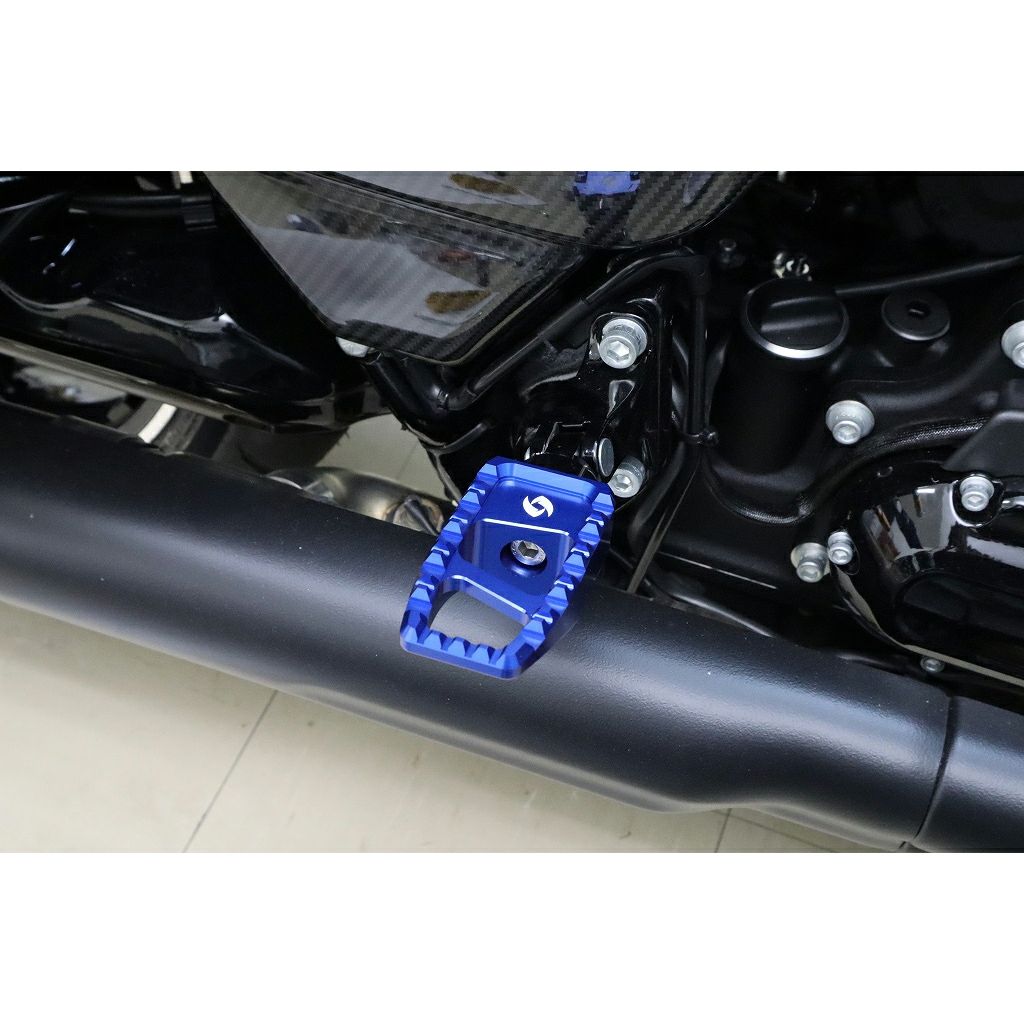 スポーツスター、ダイナ、ツーリング、ソフテイル アルミ削り出し フットペグ (ブルー)1