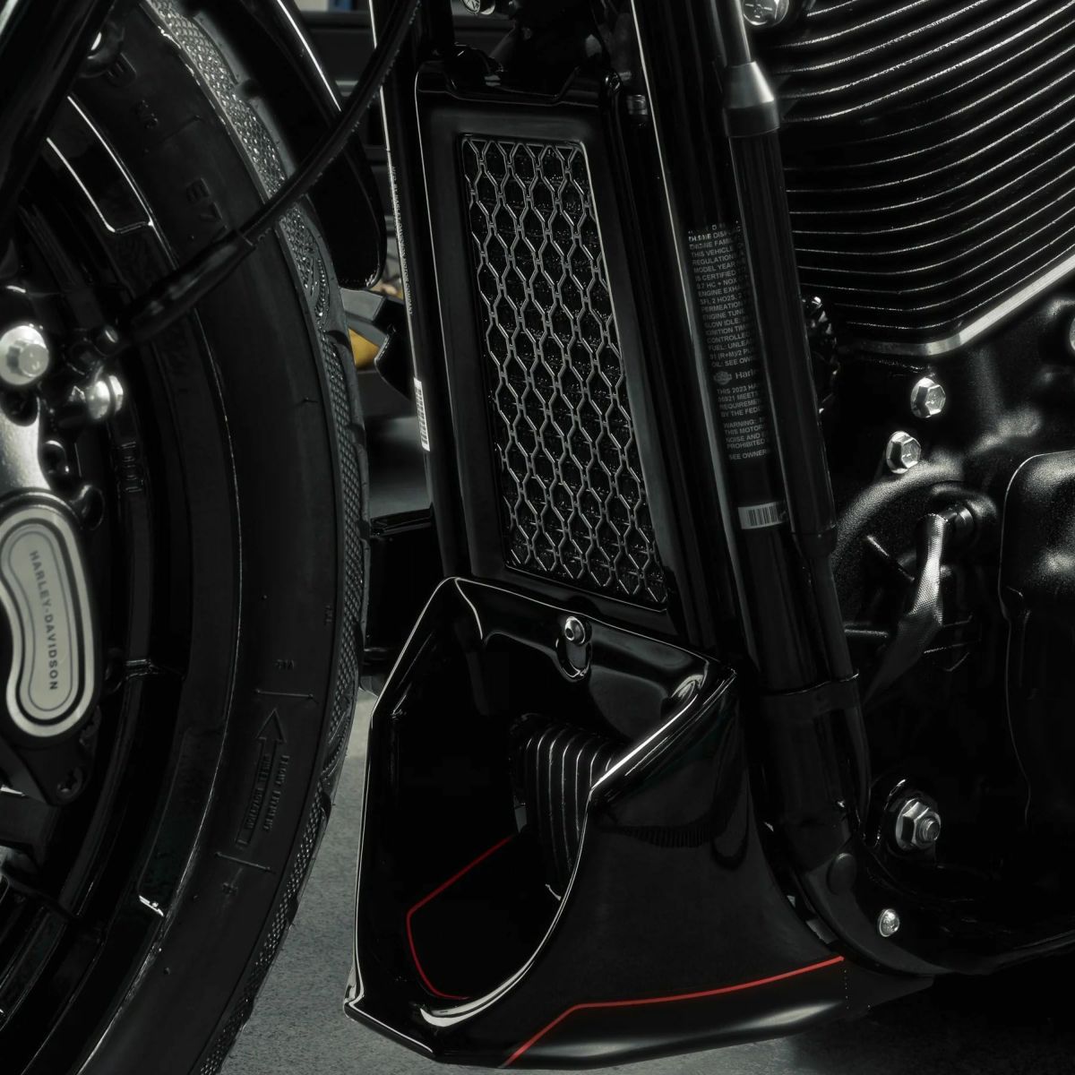 M8 ソフテイル デイビッド オイルクーラーガード