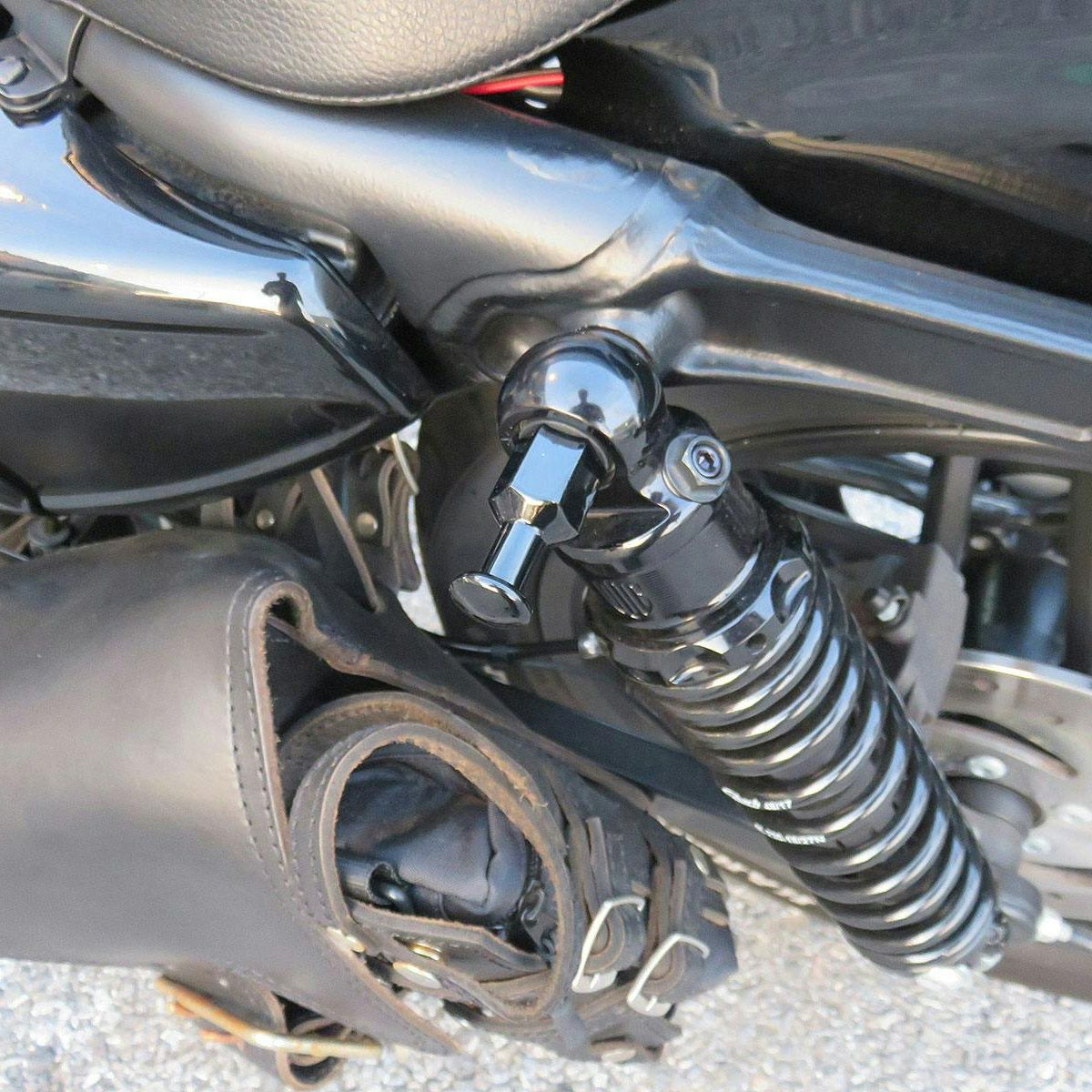 2000～2021 スポーツスター 荷掛ボルト リアサスペンション用 (ブラック)