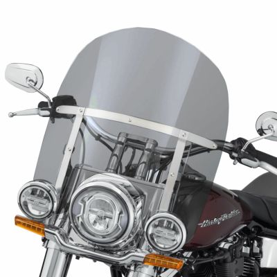 M8 ヘリテイジクラシック、デラックス 18インチ カーブ付ウィンドシールド (ダークグレー) クリアビューシールド 