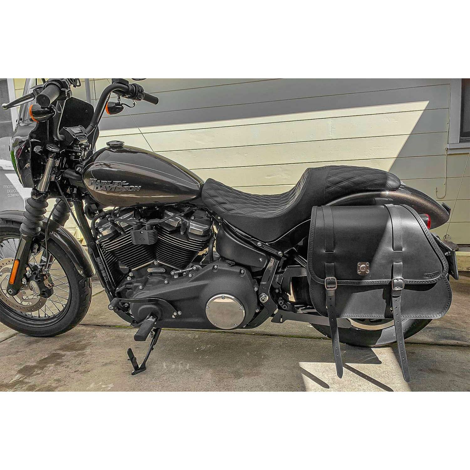  エンズクオイオ GYPSY レザーサドルバッグ (ブラック) M8ソフテイル10