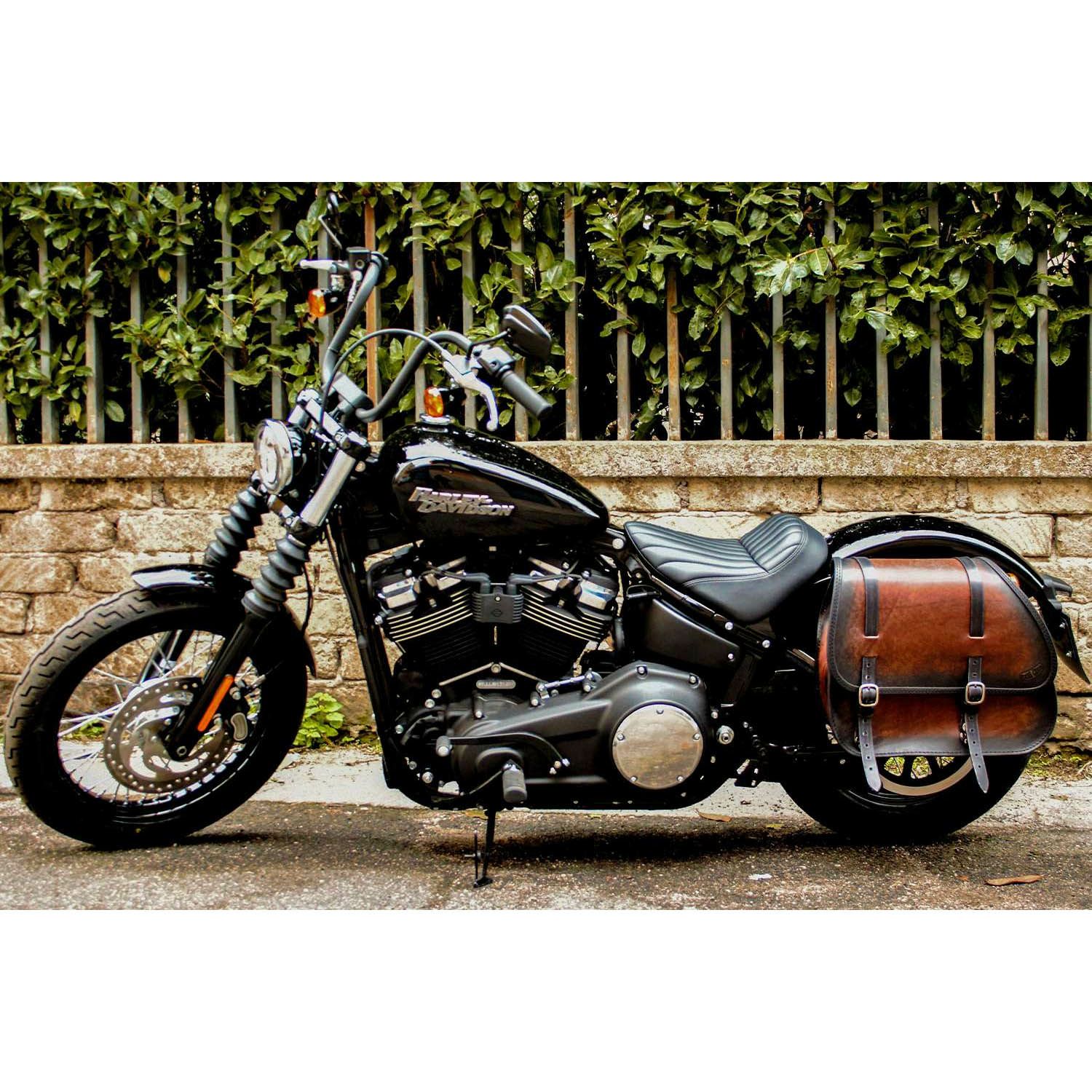 エンズクオイオ Country レザーサドルバッグ (ディストレスト・ツートーンダーク) M8ソフテイル1