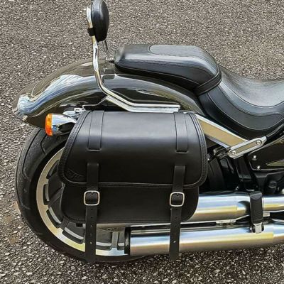 ハーレー　ウインドシールドバッグ　新品 エンボスバー＆シールドロゴ・レザー・ウインドシールドバッグ