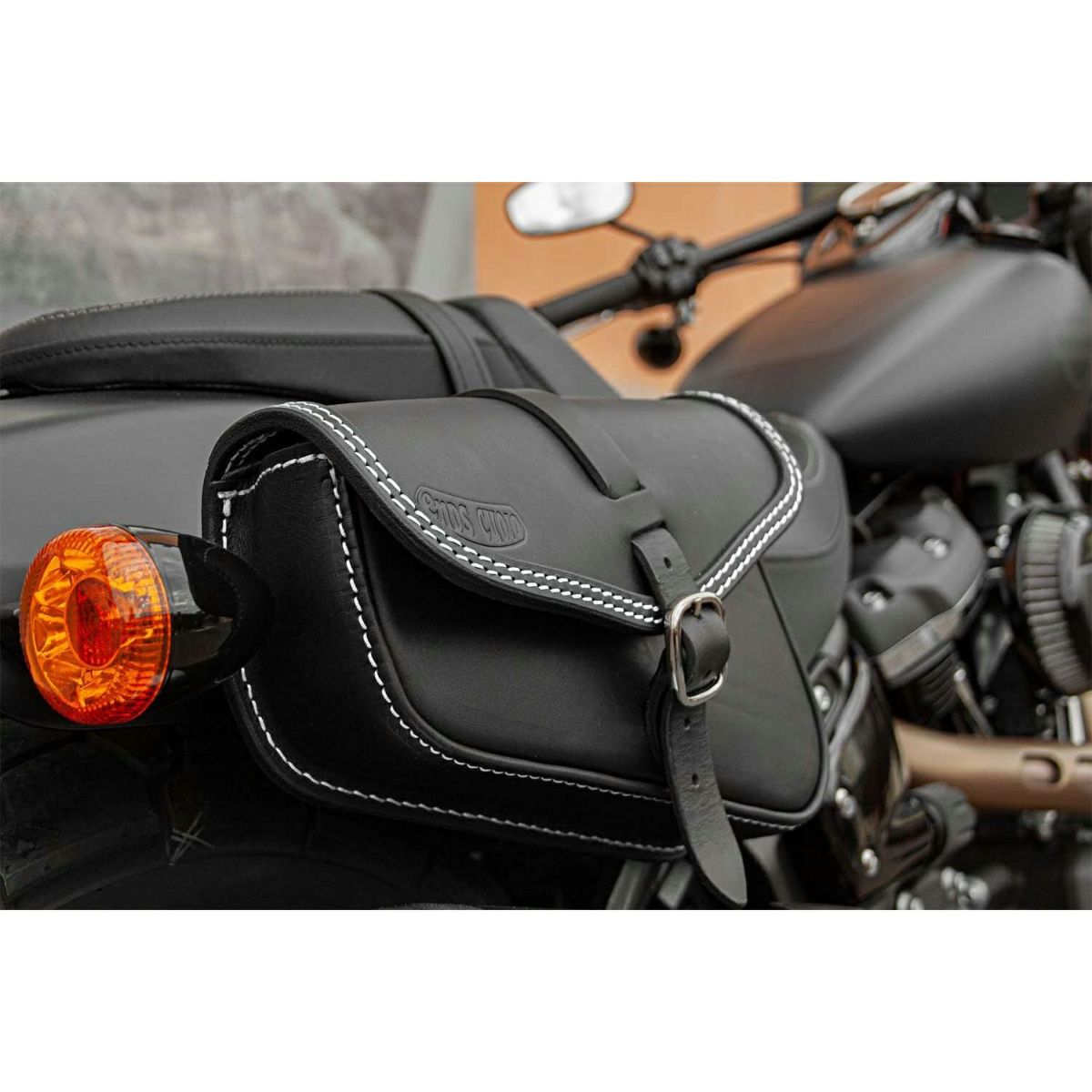 エンズクオイオ BEAT レザーサドルバッグ (ブラック)11