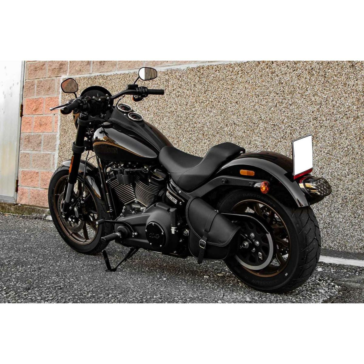 エンズクオイオ BOB レザー スイングアームバッグ (ブラック)16