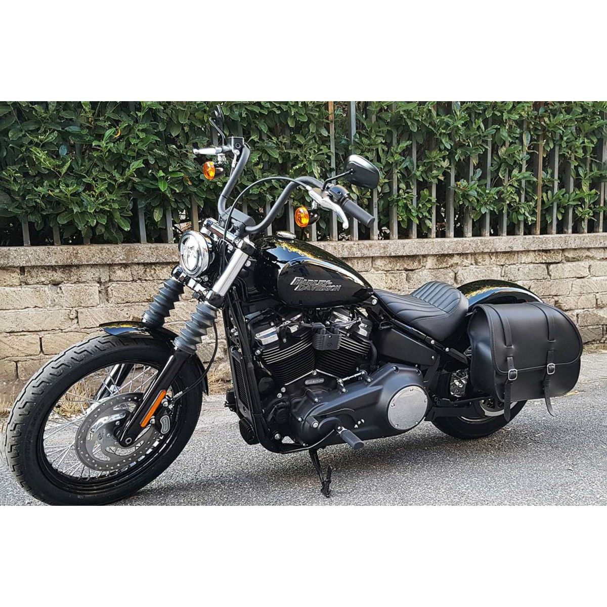  エンズクオイオ Country レザーサドルバッグ (ブラック)8