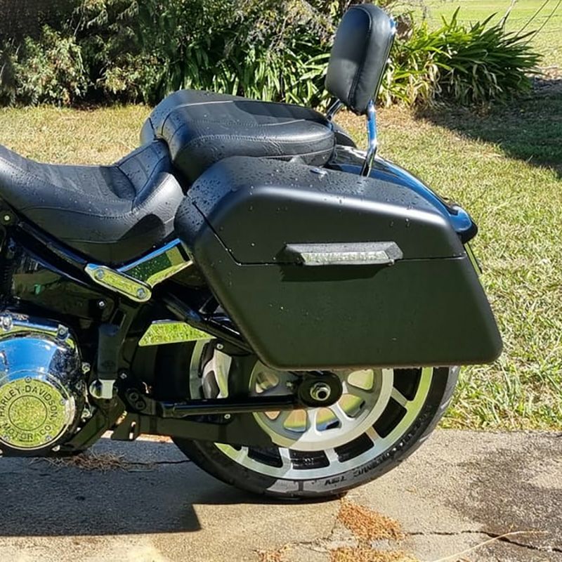  M8 ファットボーイ Baldur エクストララージ・サドルバッグ 42L (マットブラック)