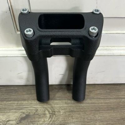 BUNG KING ワンピースライザー クランプセット プルバック 6インチ (2インチプルバック) サテンブラック 配線穴無し