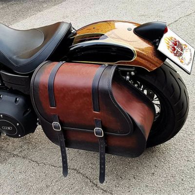 エンズクオイオ Middle Dyna レザーサドルバッグ 29.5L (ディストレスト・ツートーン・ダーク) ダイナ