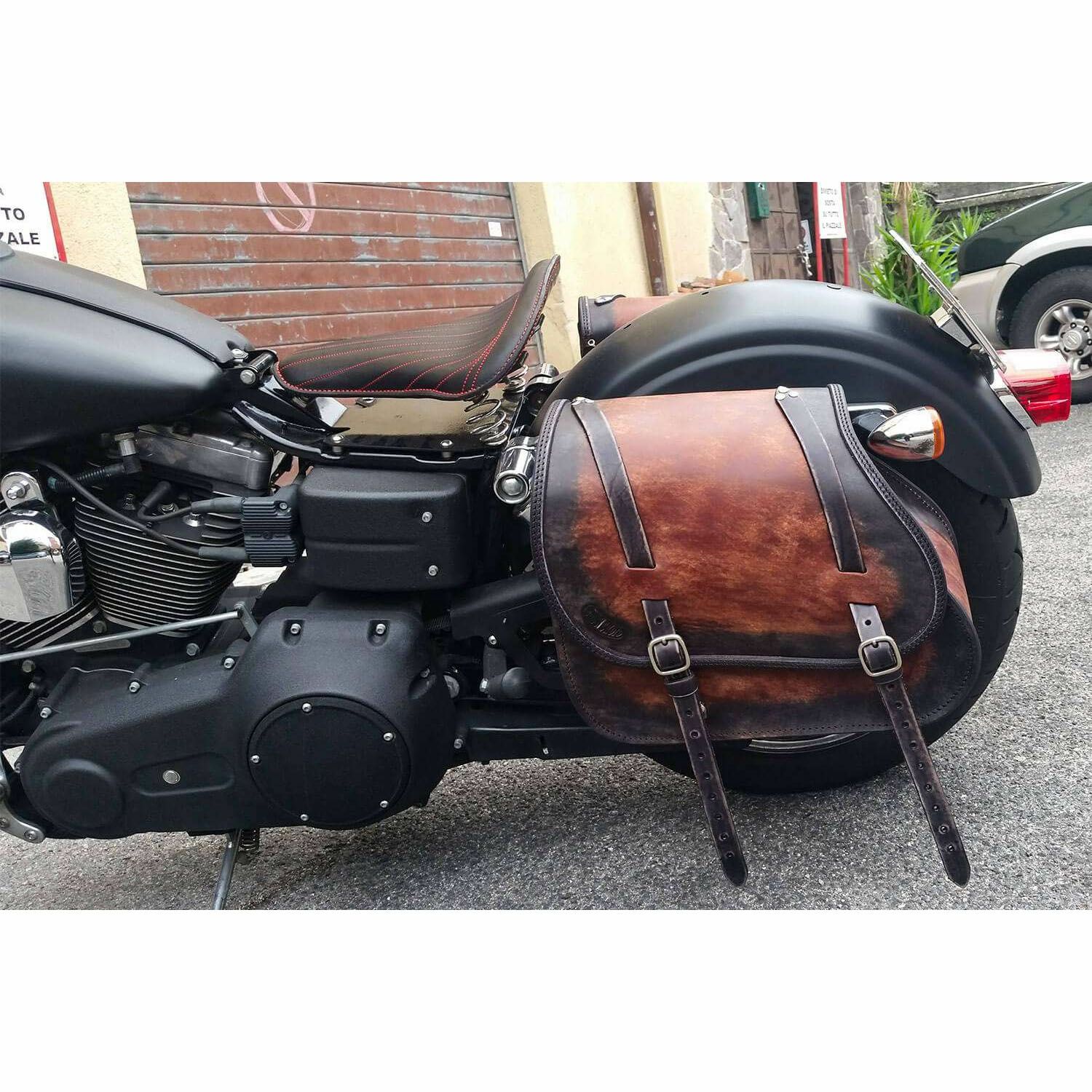 エンズクオイオ Little Dyna レザーサドルバッグ 25.5L (ディストレスト・ツートーン・ダーク)3