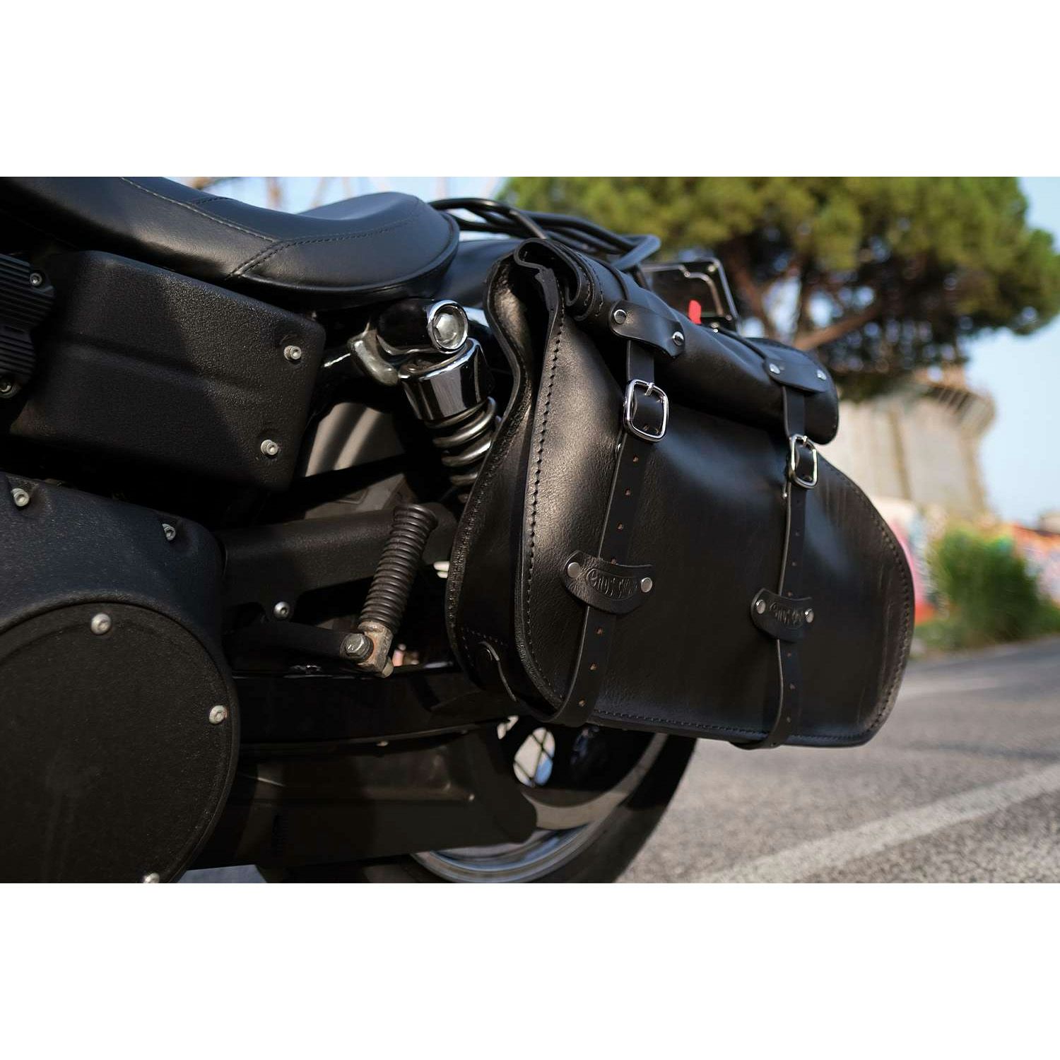  エンズクオイオ Roll Middle Dyna レザーサドルバッグ 46.3L (ディストレスト・ツートーン・ダーク)9