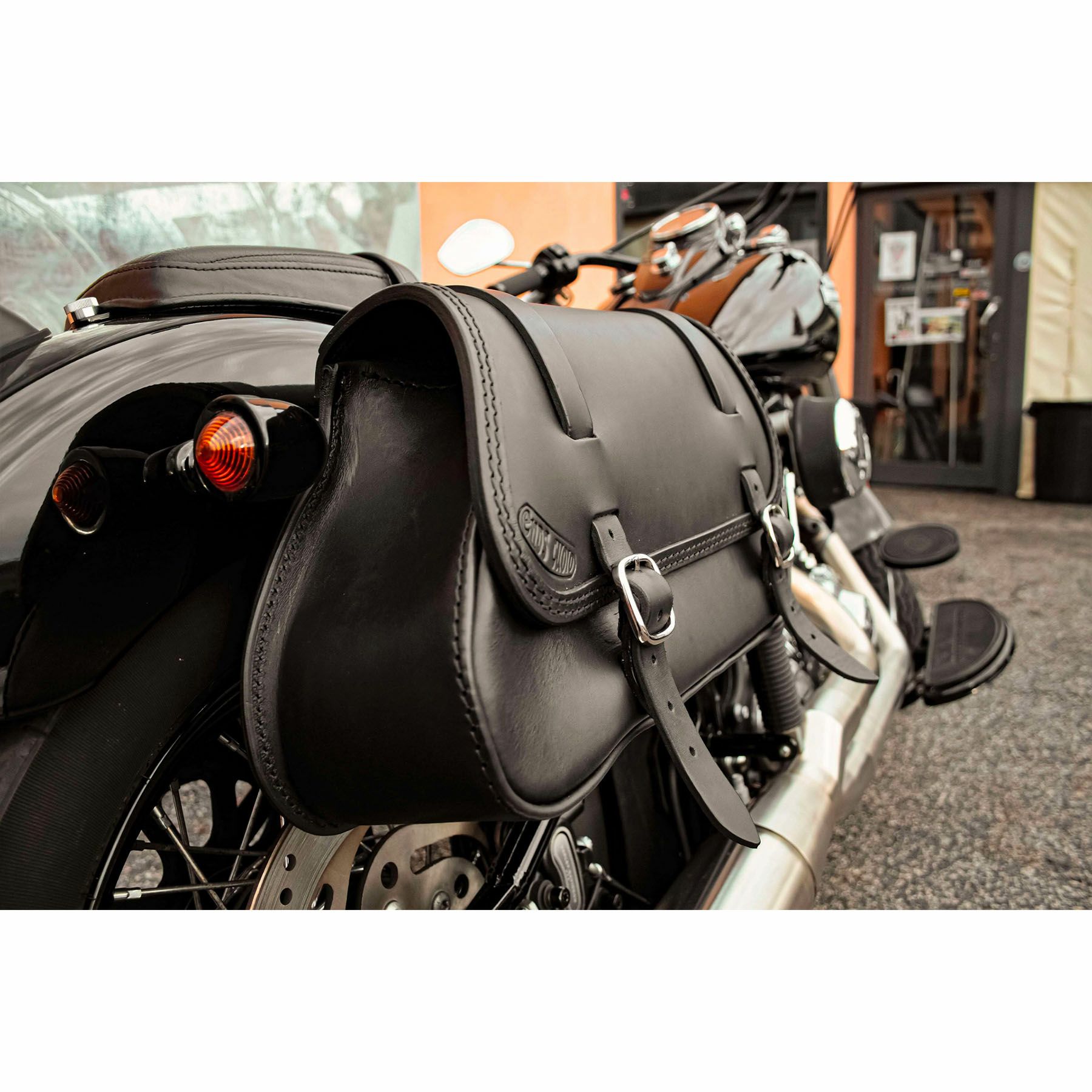 Folk レザーサドルバッグ 12L (リンクルレザー)4