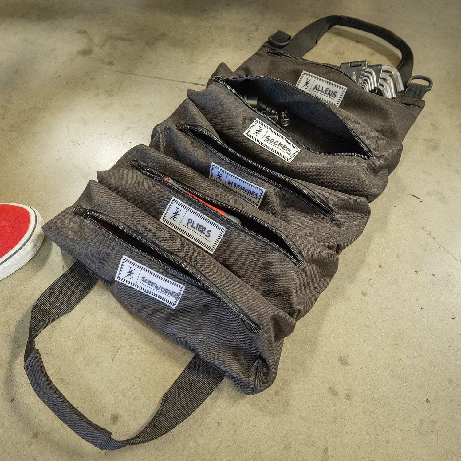 スラッシンサプライ ジャンボ ツーツロールバッグ THRASHIN SUPPLY