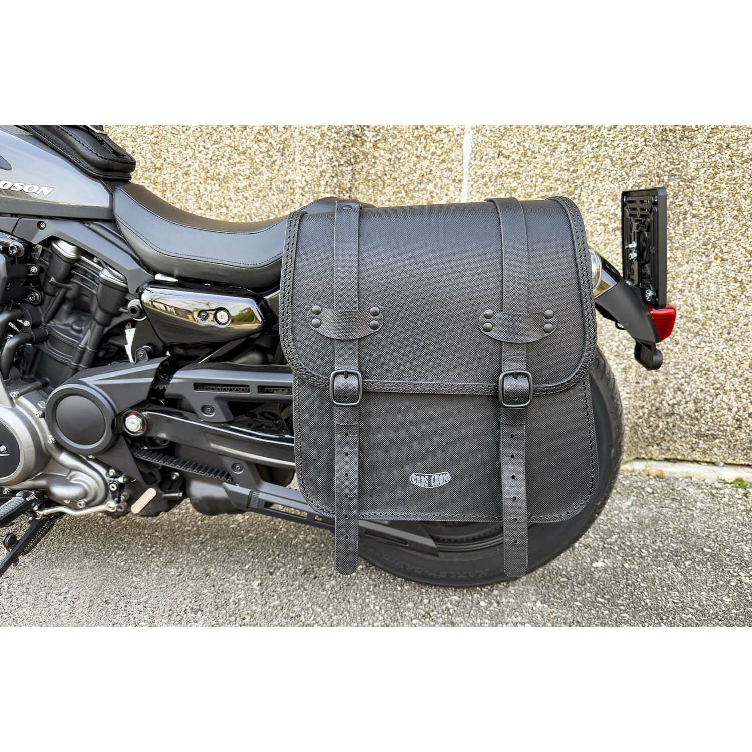 Rev Twist レザーサドルバッグ 24L2