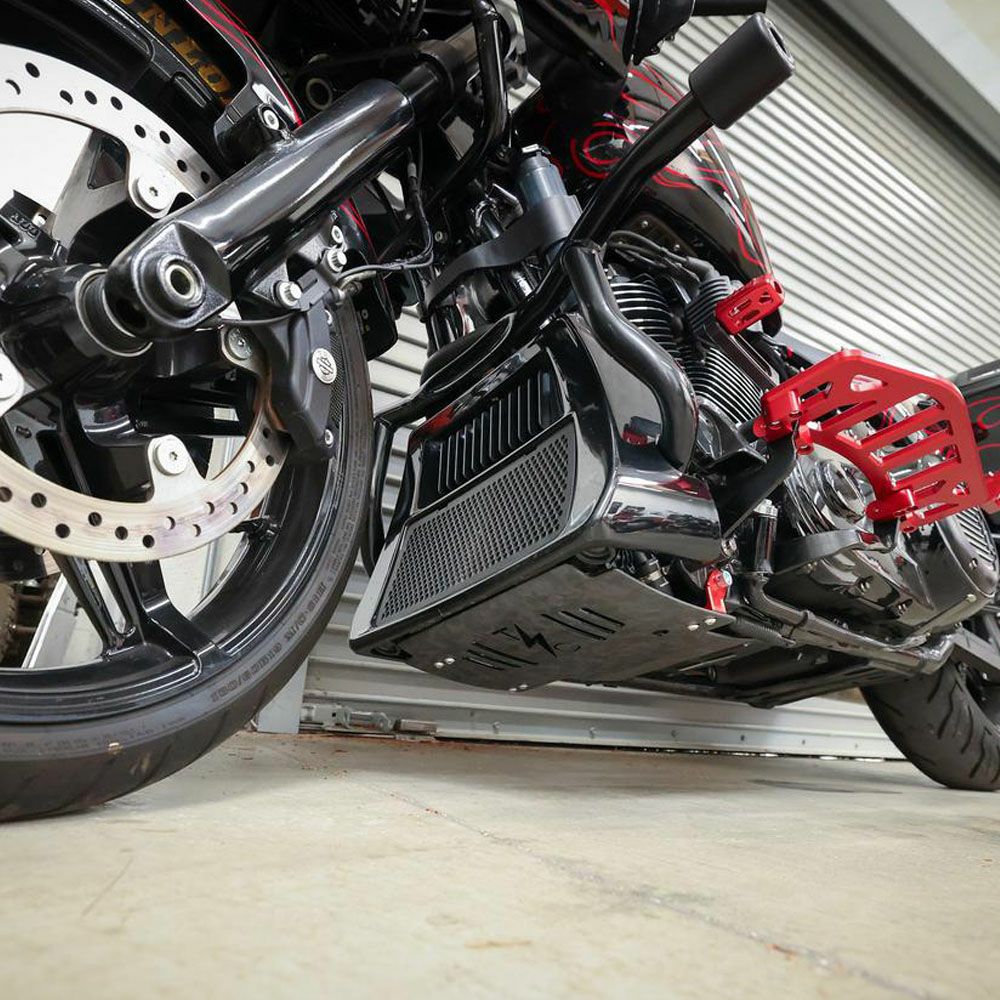  2024以降 ツーリング スキッドプレート フォージドカーボン レッド THRASHIN SUPPLY 