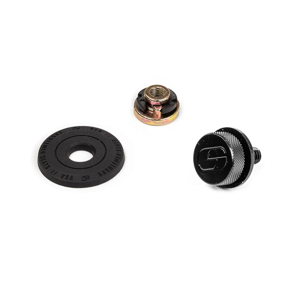 RH975 ナイトスター ステップアップシート フロントTRステッチ ブラック Saddlemen 