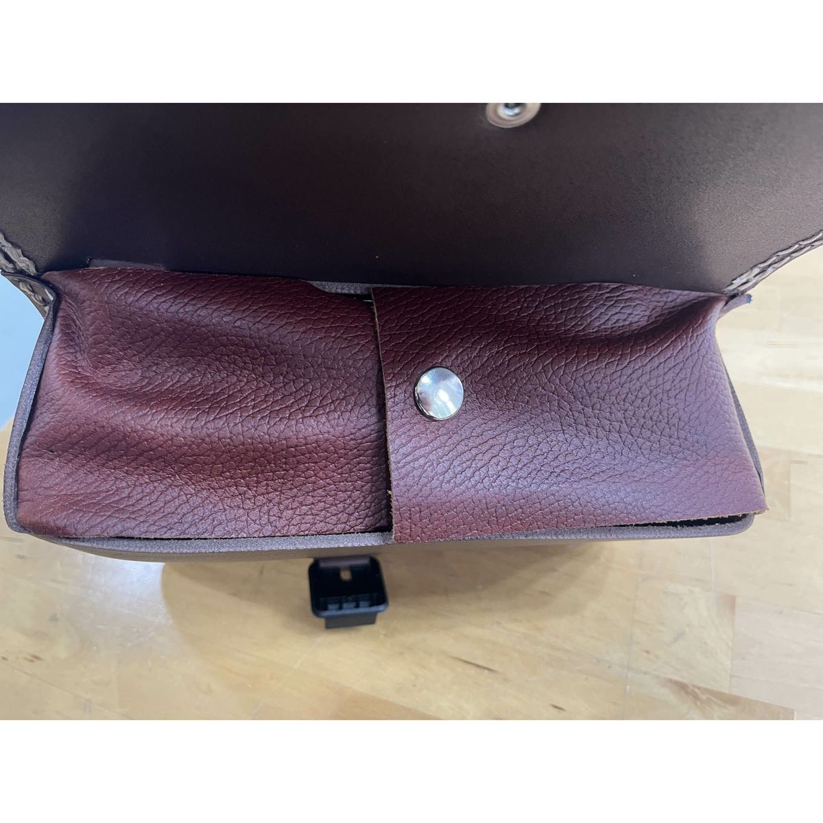 Mambo レザーサドルバッグ 4L 右用 (ダークブラウン)6