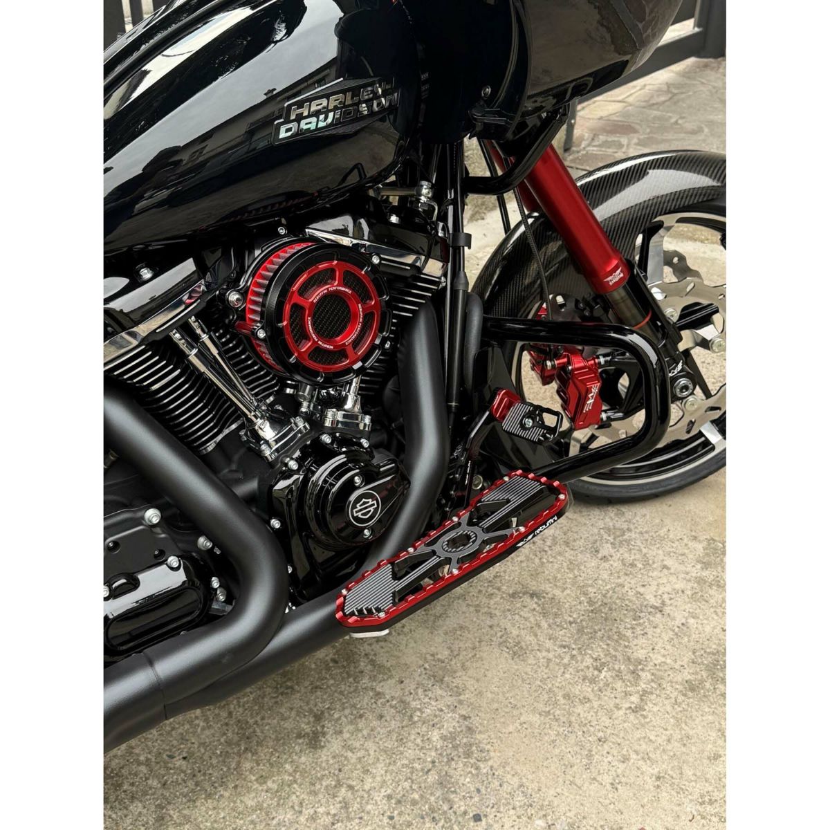 Wheelie ドライバー・ビレットフットボード (ブラック/レッド) 3