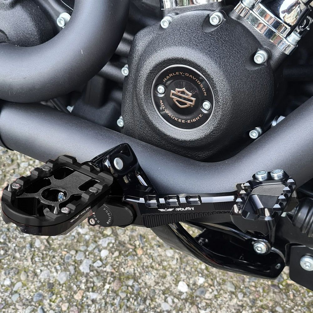 Wheelie リアブレーキレバー (ブラック) M8ソフテイル