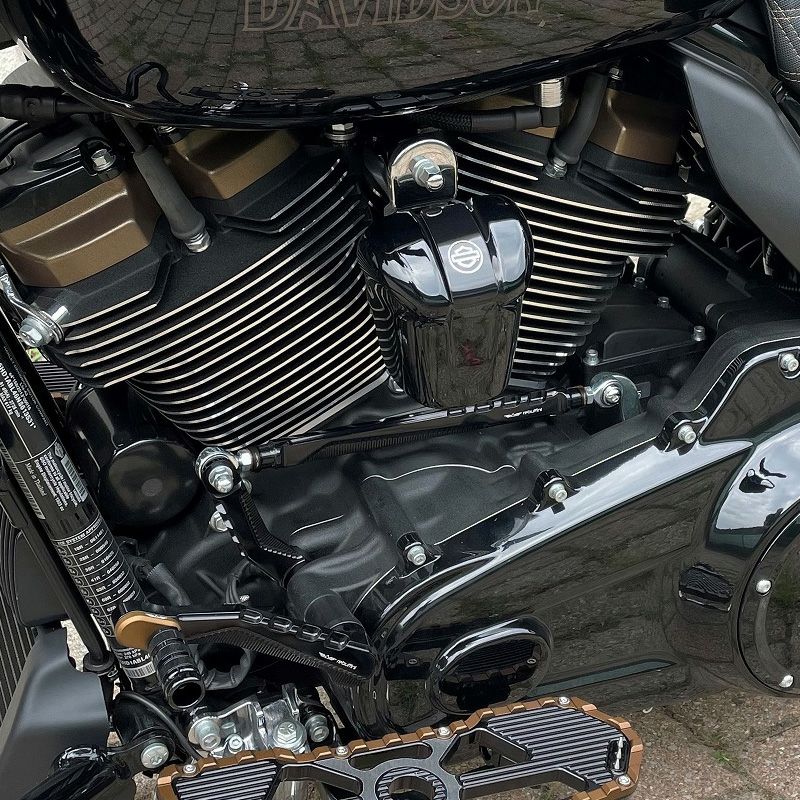 Wheelie シフトリンケージ (ブラック) ツーリング、ソフテイル