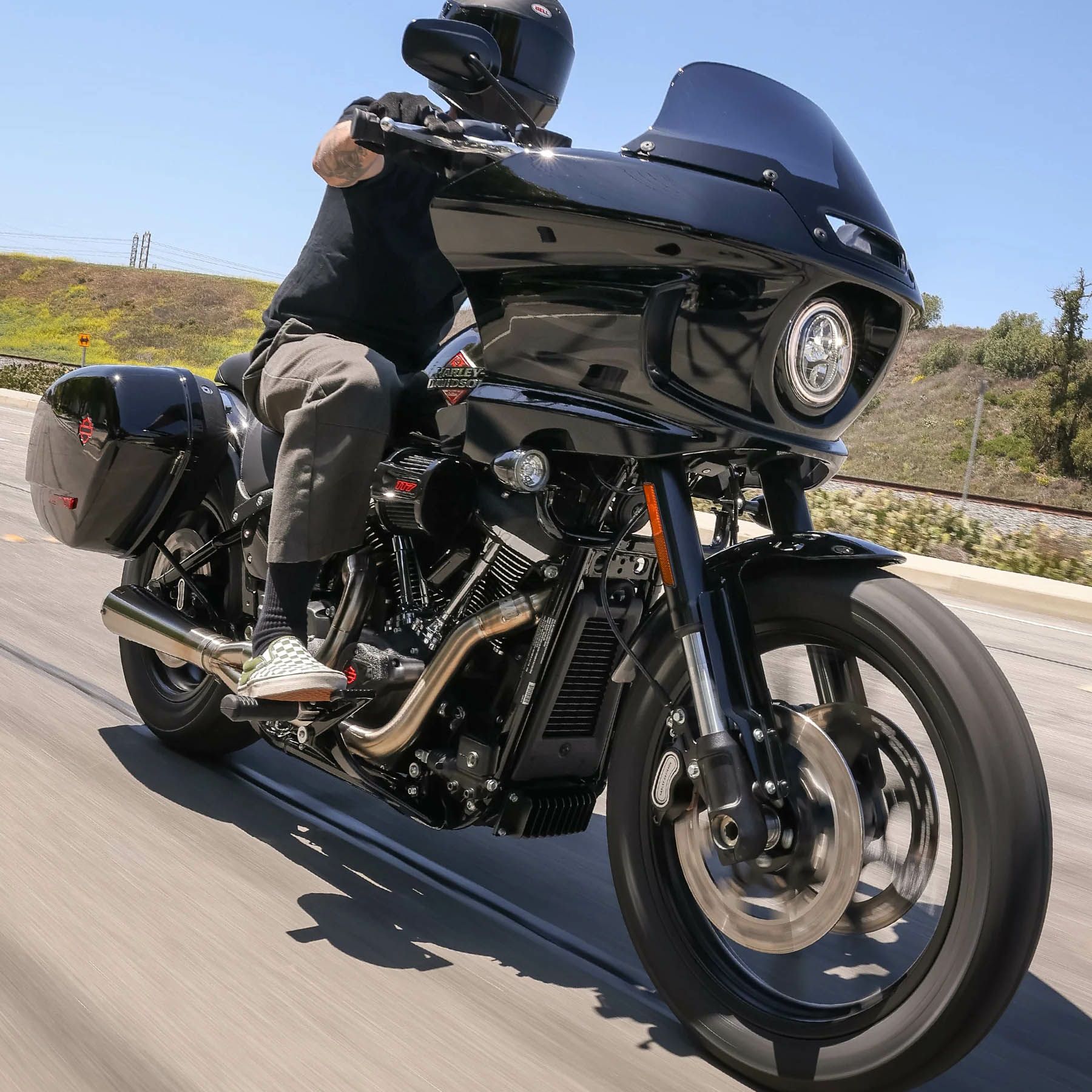 ストレートアウト・2-1フルエキゾーストマフラー ローライダーST2