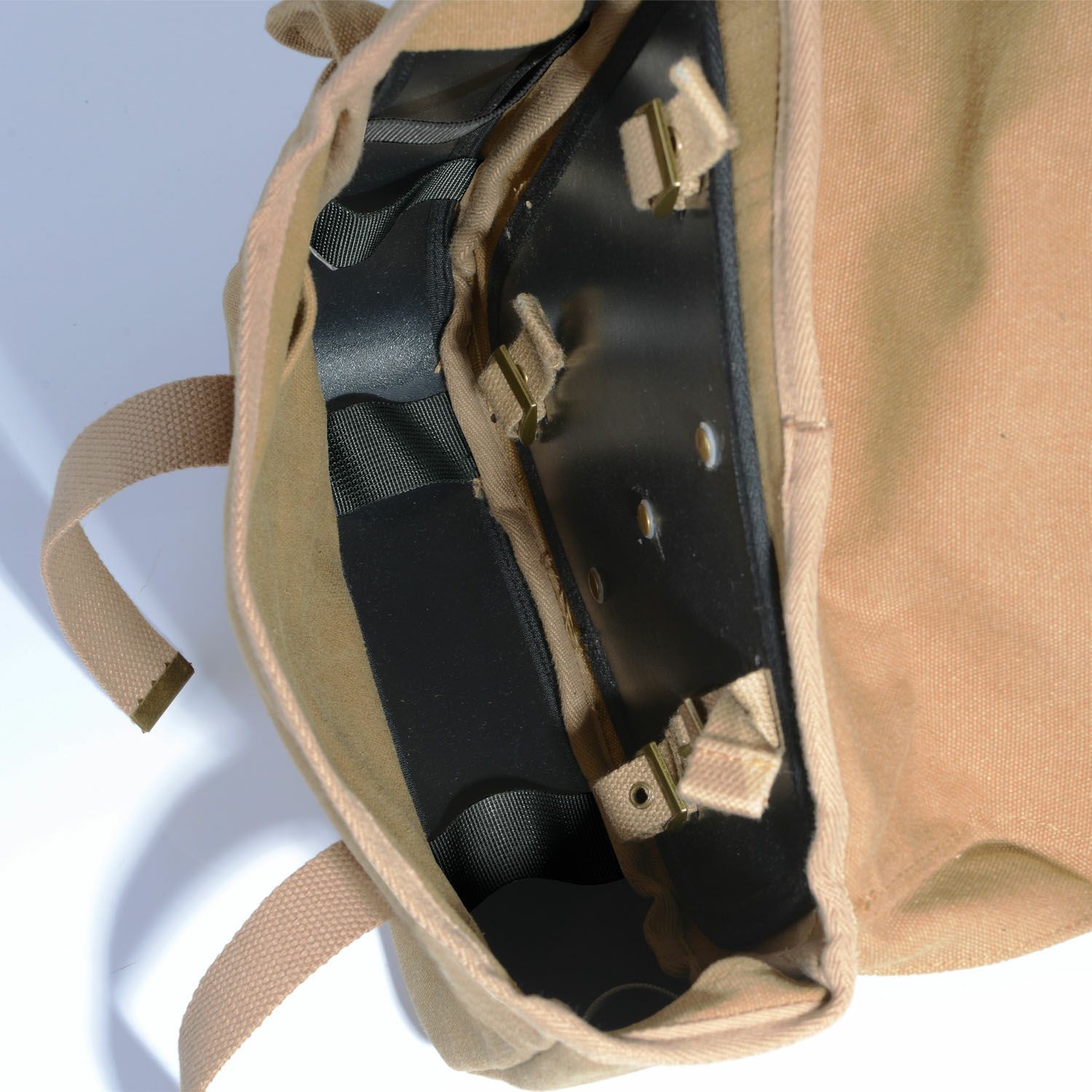 DIN マーケット キャンバス リジッド スイングアームバッグ カーキ 7