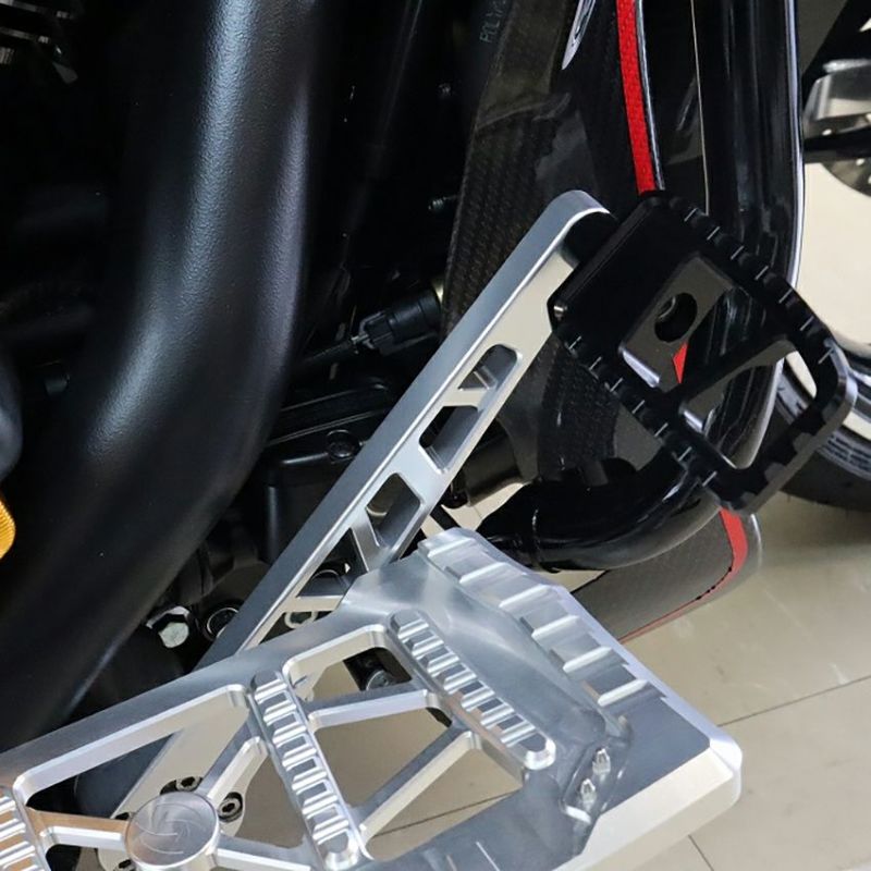 【最終値下】ハーレーダビッドソン RSD本物シフトペグ フットペグ三点セット 最終値下】ハーレーダビッドソン RSD本物シフトペグ フットペグ