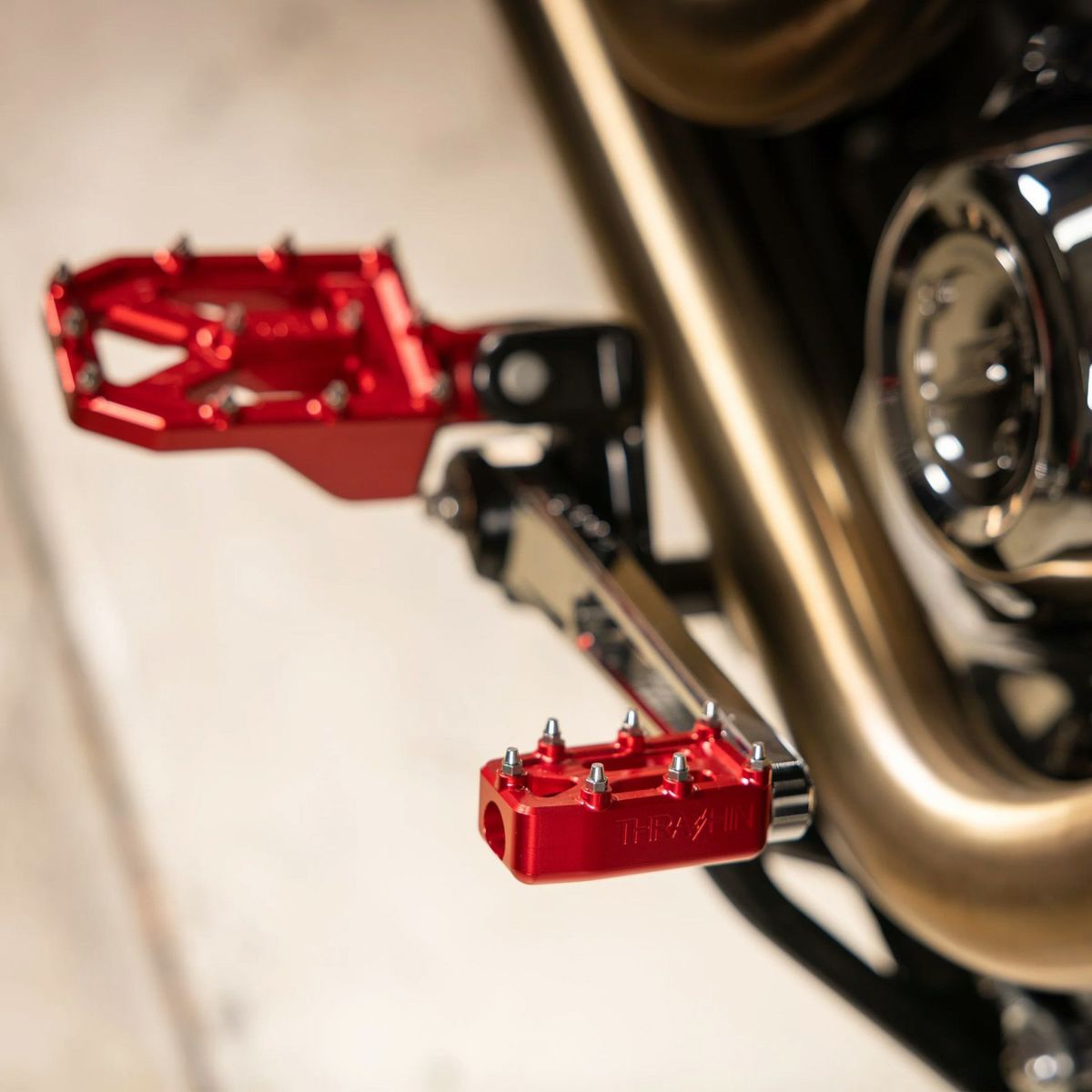 Aggressor ハーレー シフトペグ (レッド)5