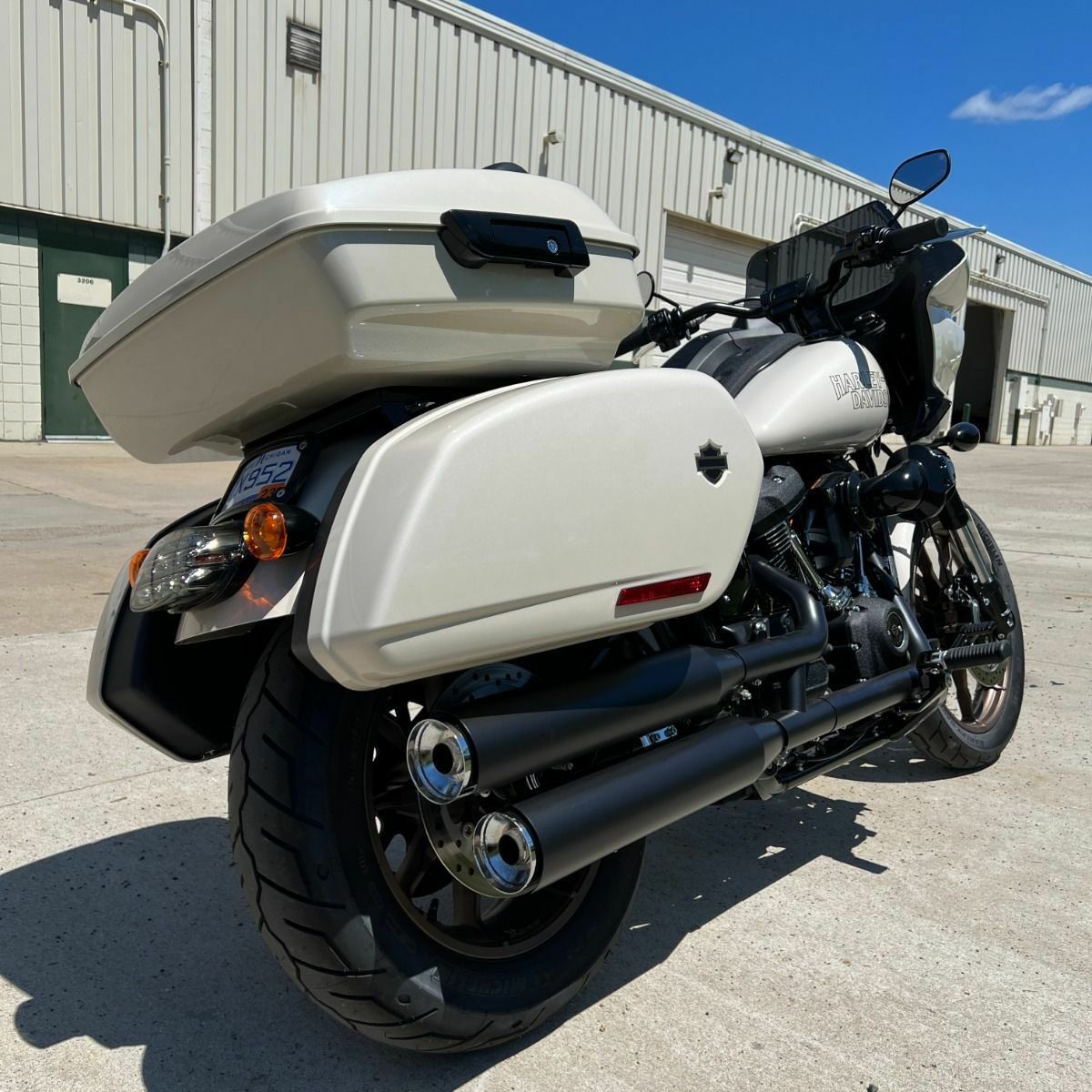 FXLR/S/ST、FLSB デタッチャブル ソロ ツアーパックラック ブラック HogWorkz（ホグワークズ） 4