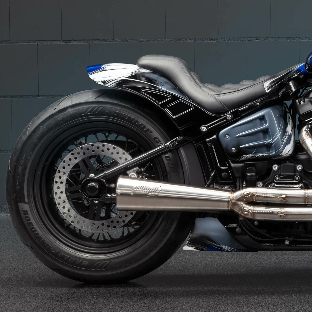 Avenger サイドカバーセット 2025以降ソフテイル4