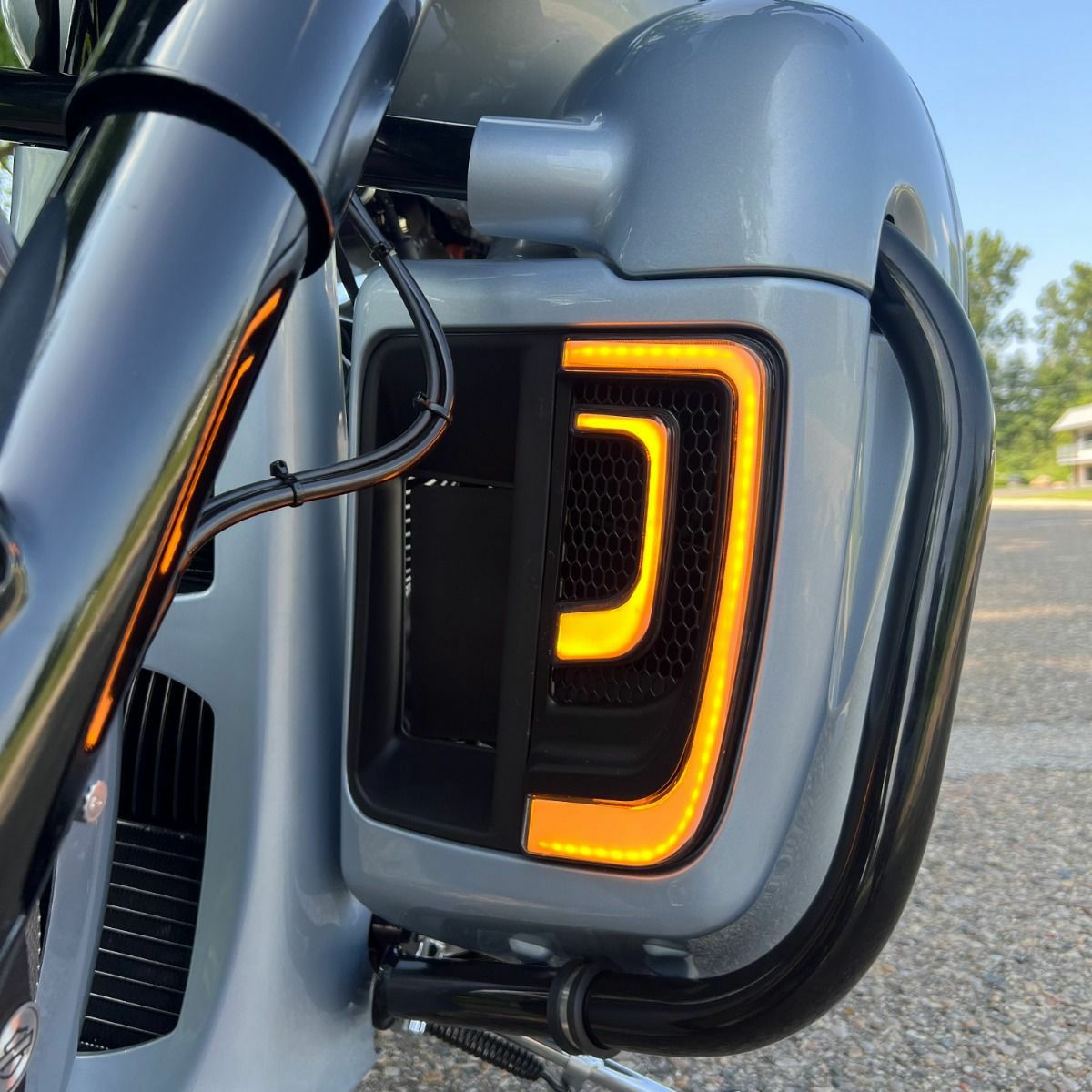 1996～2023 ツーリング LUMIPRO ロワーフェアリング インサートライト クローム HogWorkz（ホグワークズ） 4