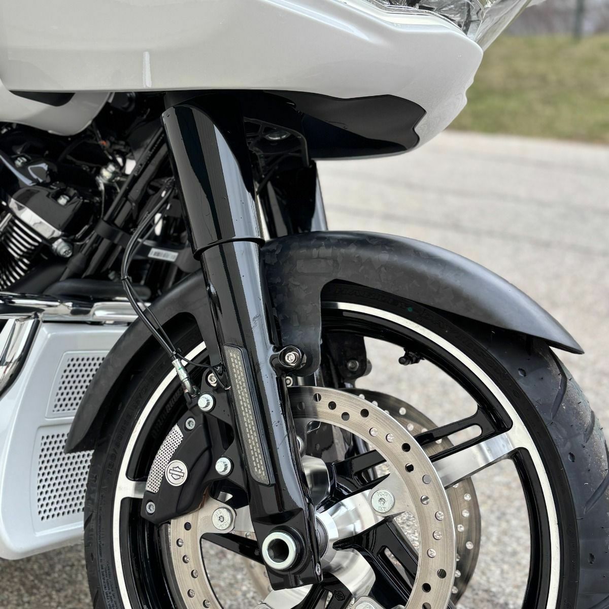 2025以降 ツーリング フォージド カーボンファイバー フロントフェンダー HOGWORKZ（ホグワークズ） 4
