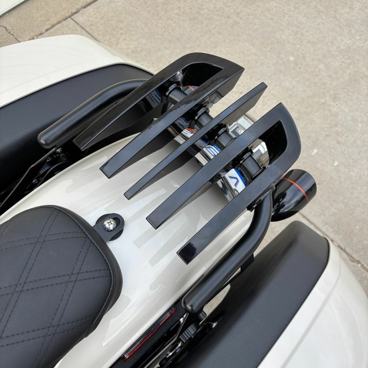 FXLR/S/ST、FLSB デタッチャブル ラゲッジラック ブラック HogWorkz（ホグワークズ） 3