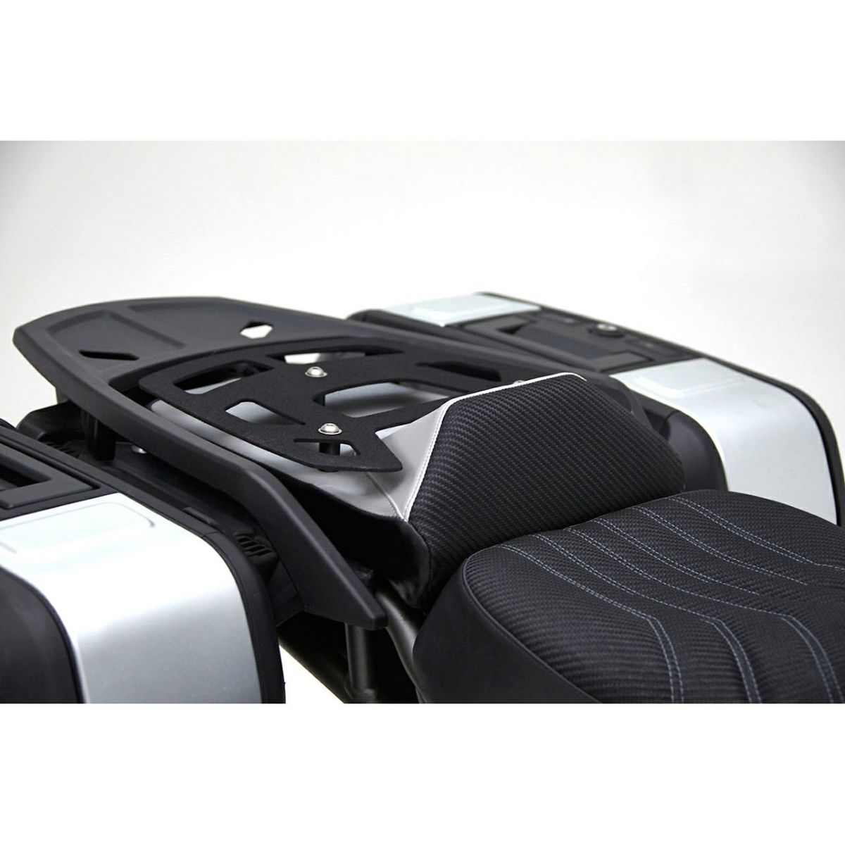 リアシート・ラック3