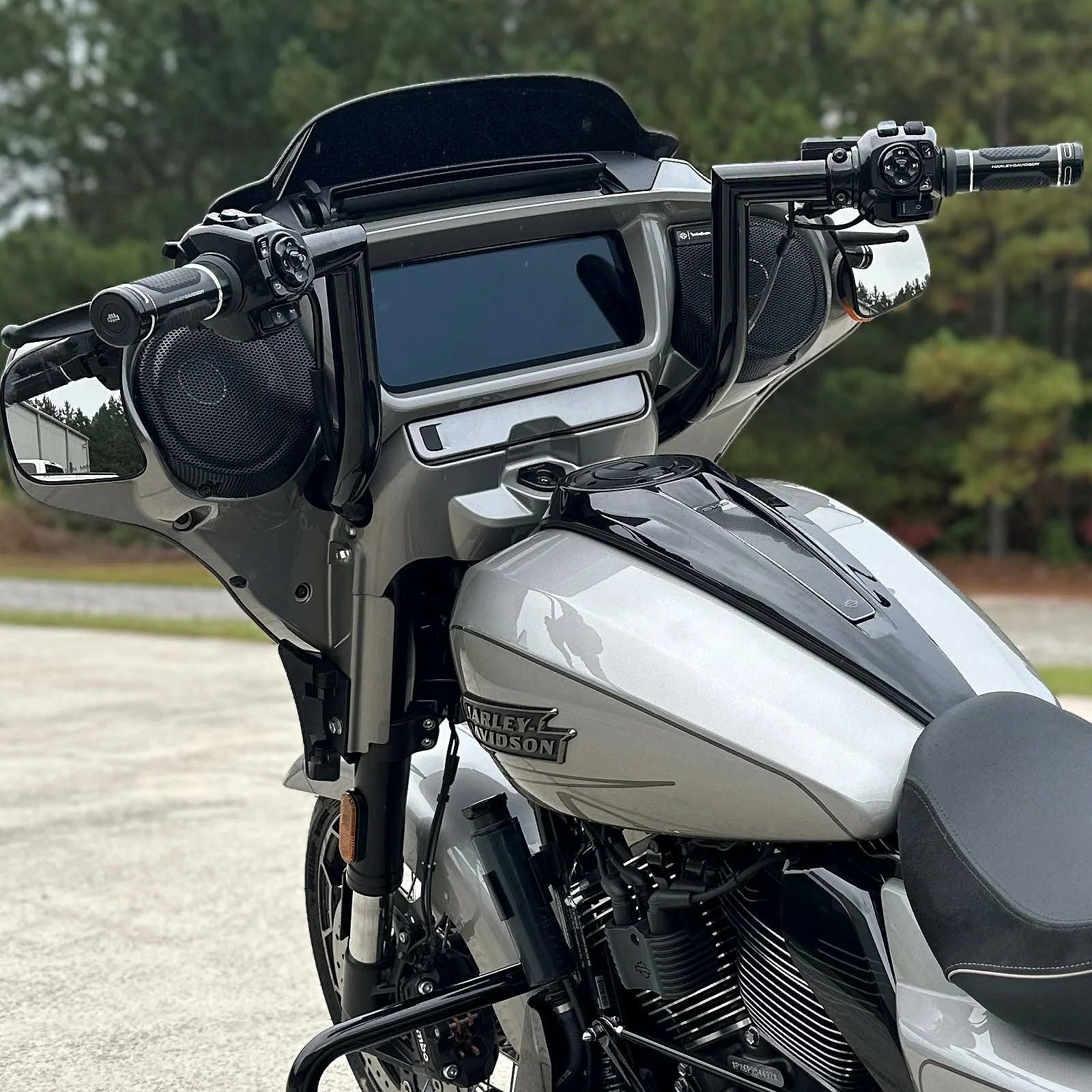 パトリオットバガー・ 配線済ハンドルバー 10インチ (グロスブラック)