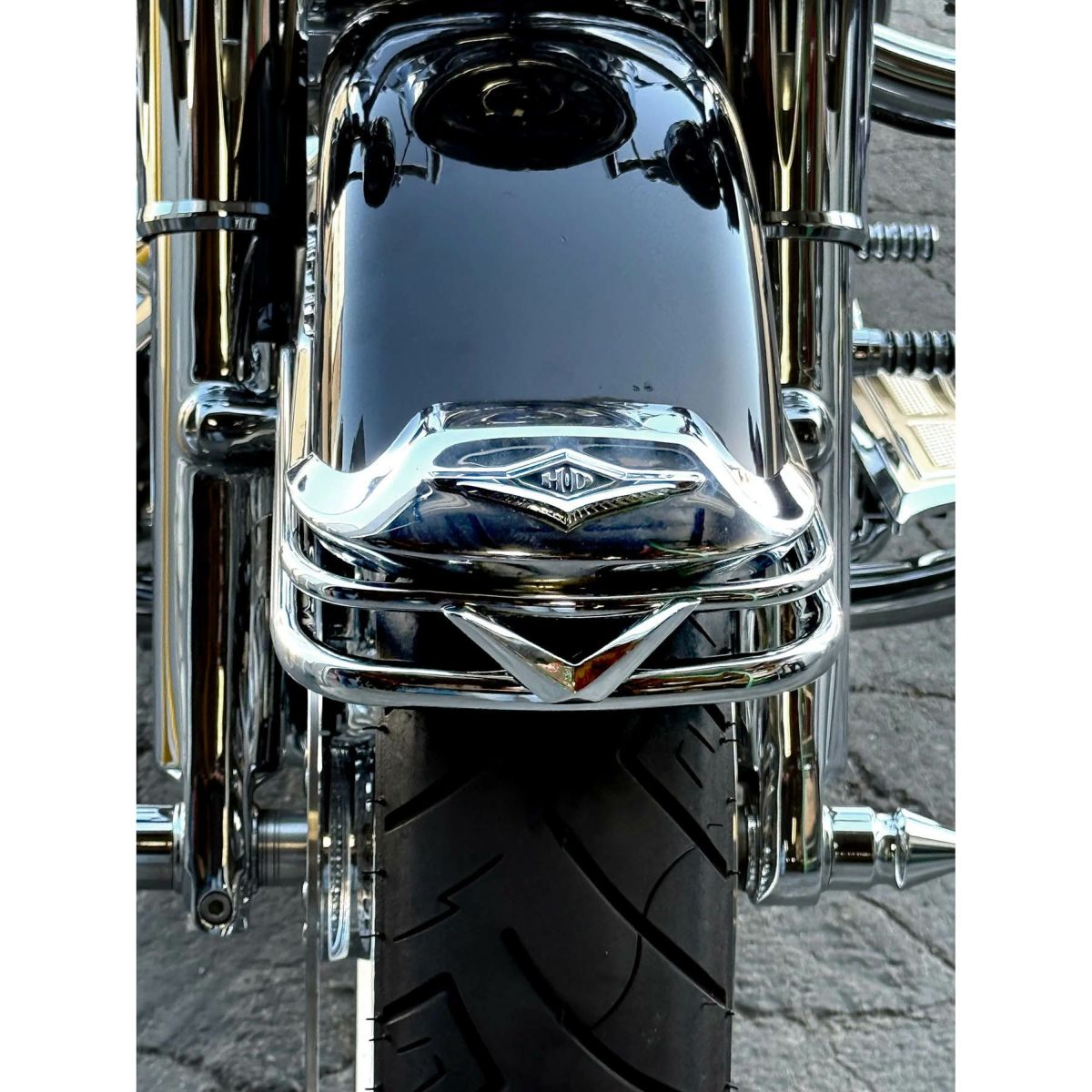 ELEV8 Vレール・フロントバンパー (クローム)2