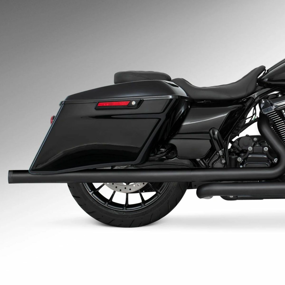 M8 ツーリング 2.5インチ径 トゥルーデュアル フルエキゾーストマフラー 39インチ ストレートエンドキャップ ブラック/ブラック フリーダムパフォーマンス