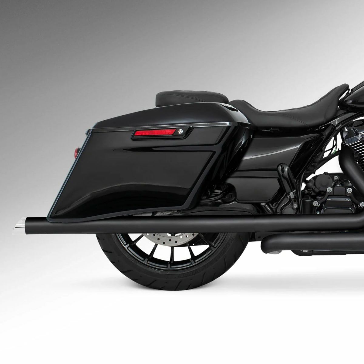 M8 ツーリング 2.5インチ径 トゥルーデュアル フルエキゾーストマフラー 39インチ スラッシュカットエンドキャップ ブラック/クローム フリーダムパフォーマンス