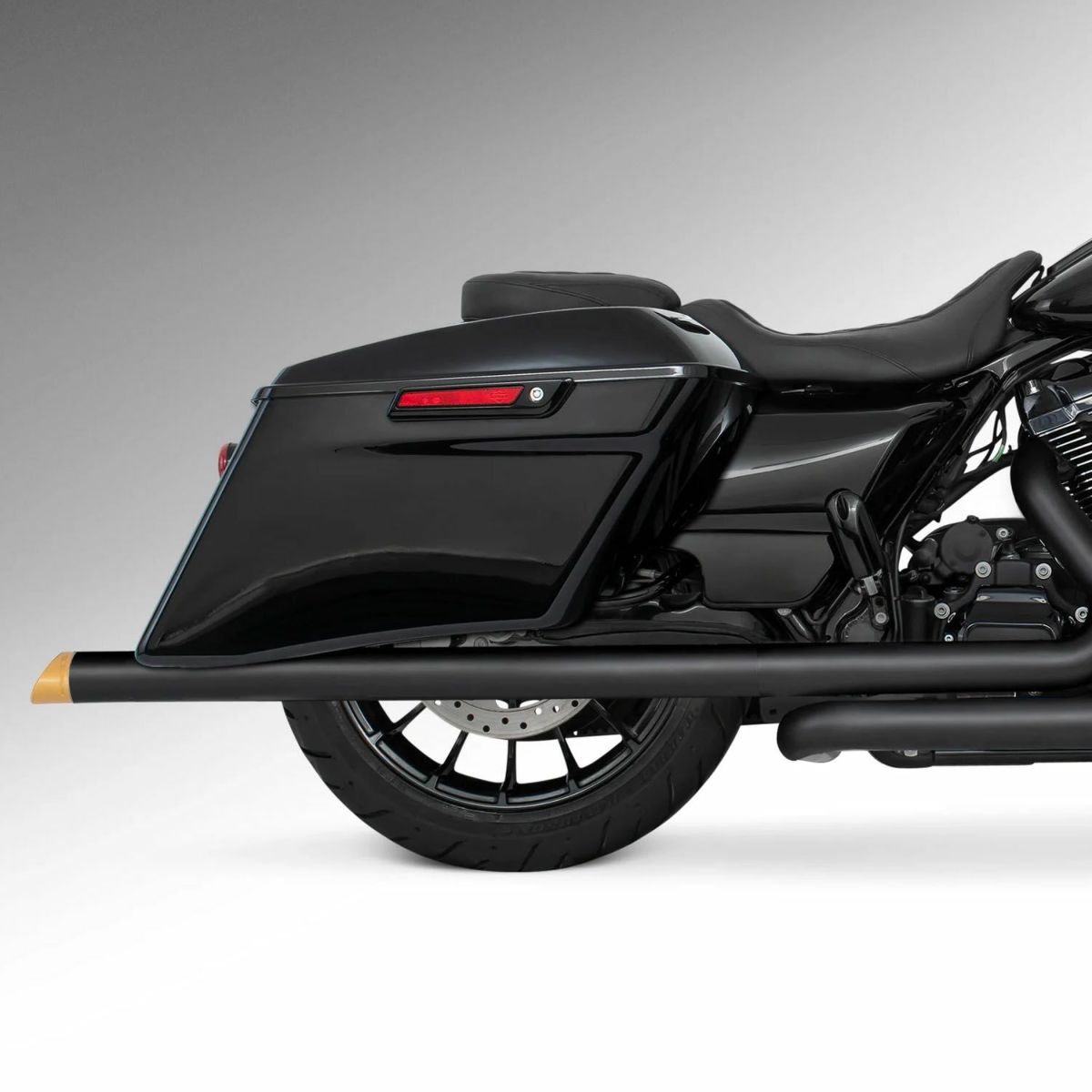 M8 ツーリング 2.5インチ径 トゥルーデュアル フルエキゾーストマフラー 39インチ スラッシュカットエンドキャップ ブラック/ゴールド フリーダムパフォーマンス