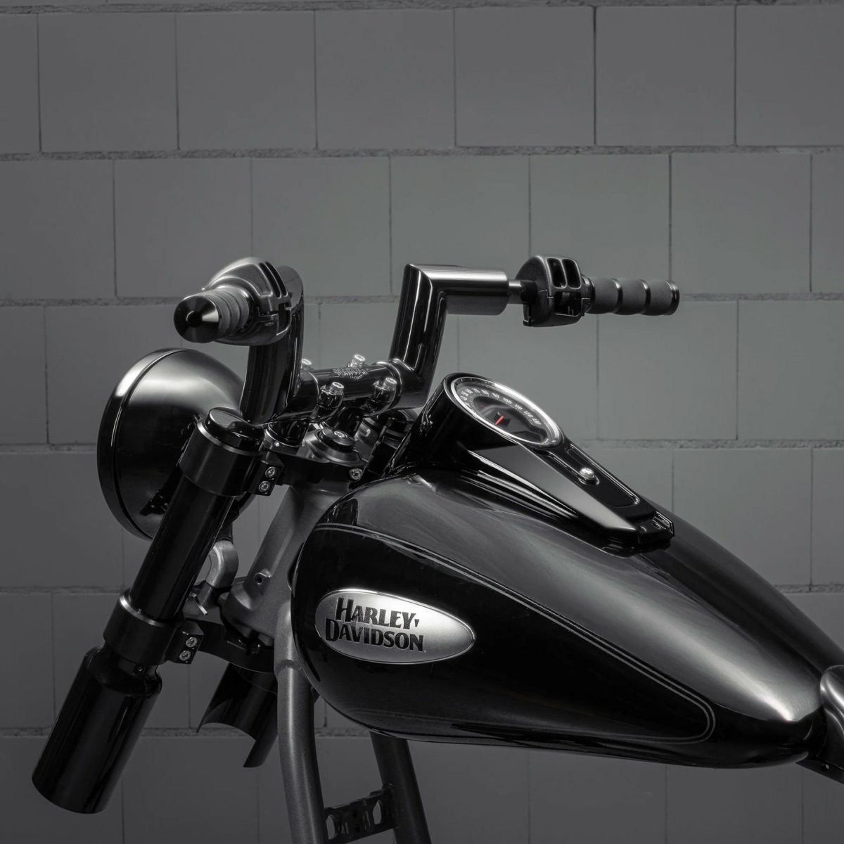 モナーク ファットハンドルバー 4インチ (ブラック)3