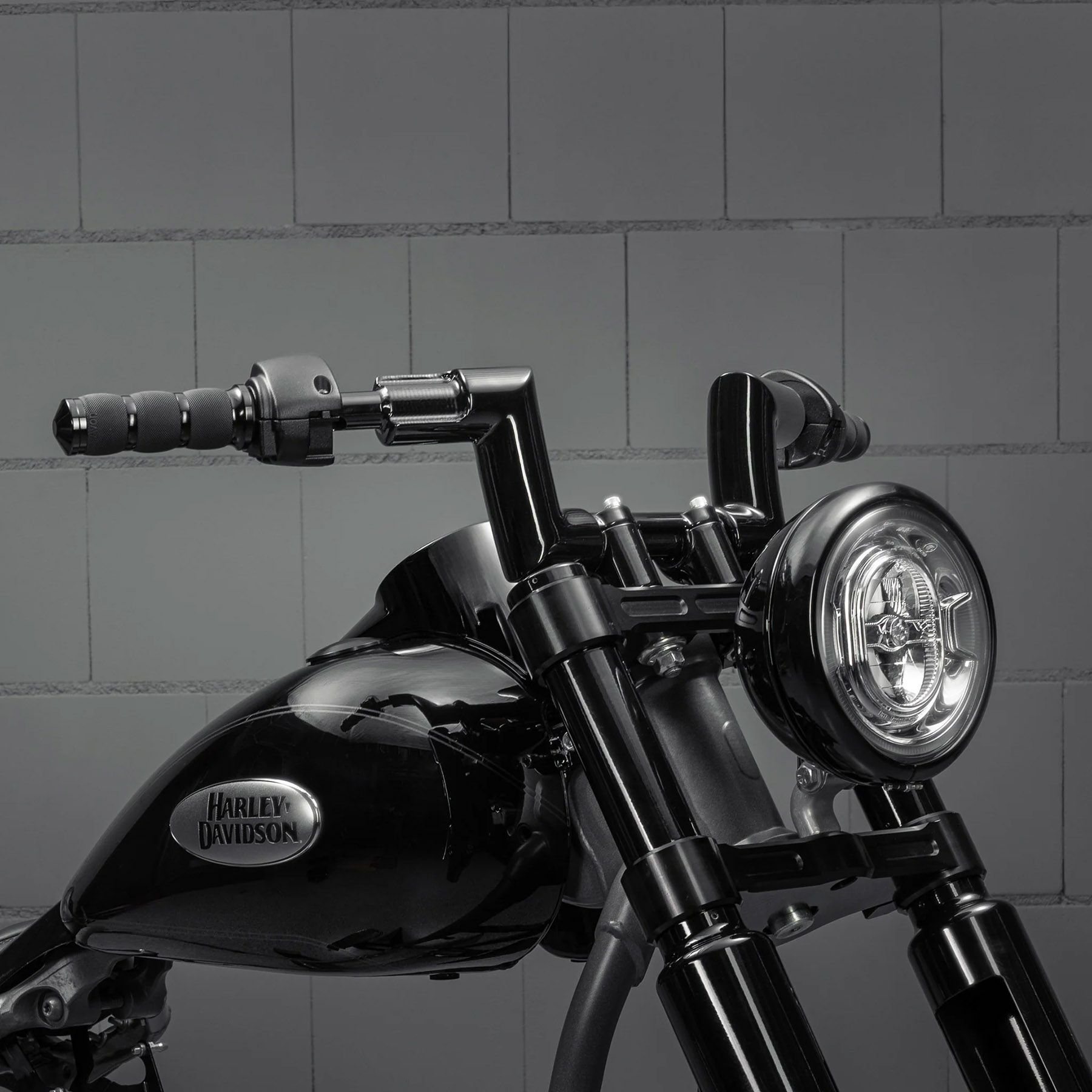 モナーク ファットハンドルバー 4インチ (ブラック)4