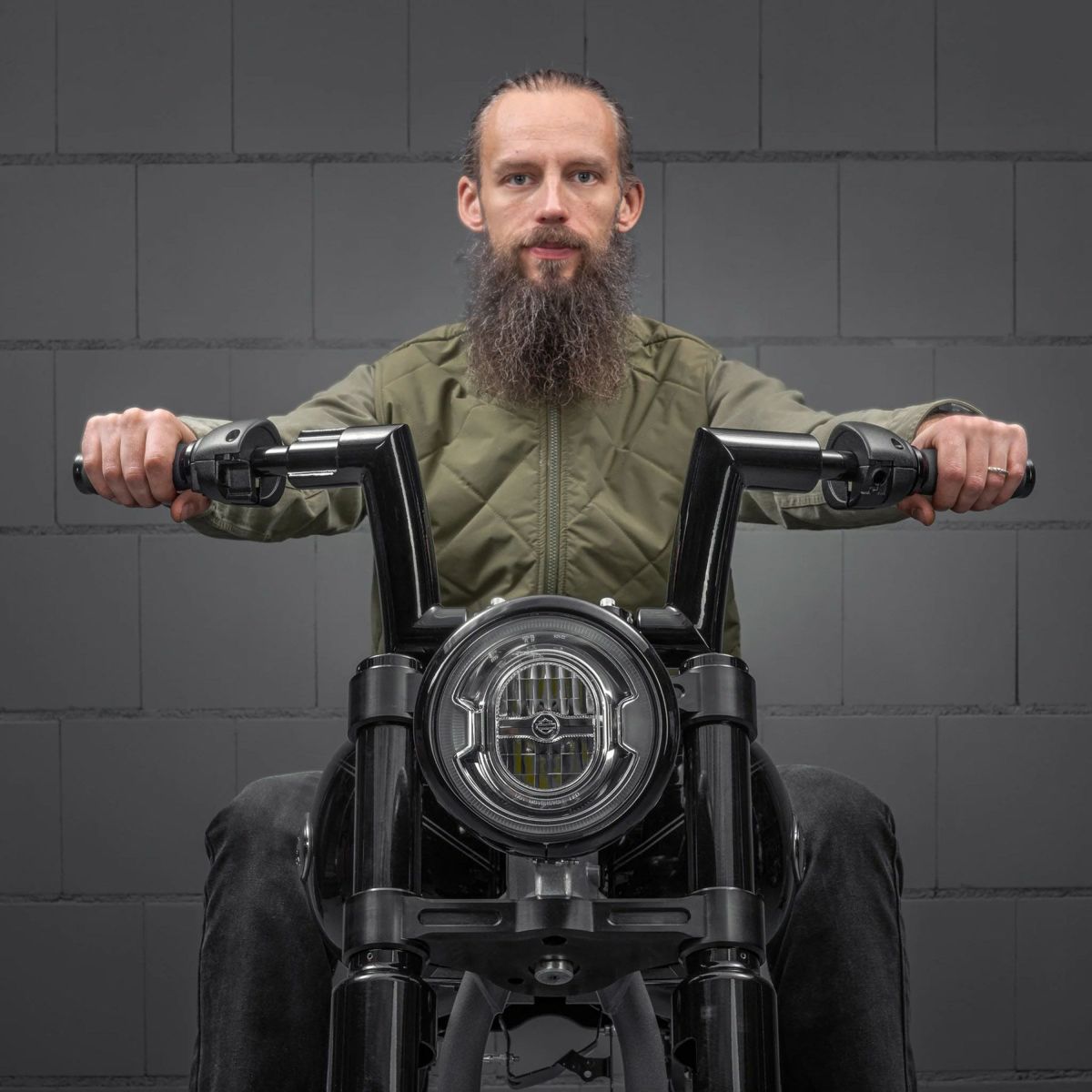 モナーク ファットハンドルバー 6インチ (ブラック)6