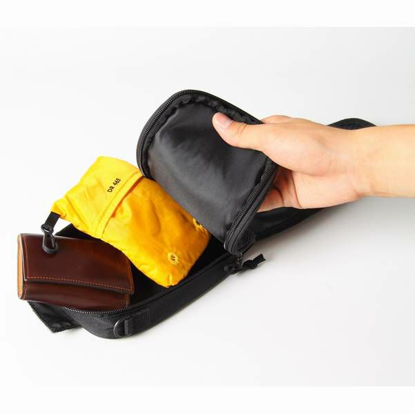 DEGNER NB-82 吸盤式スマートフォンタンクポーチ-02