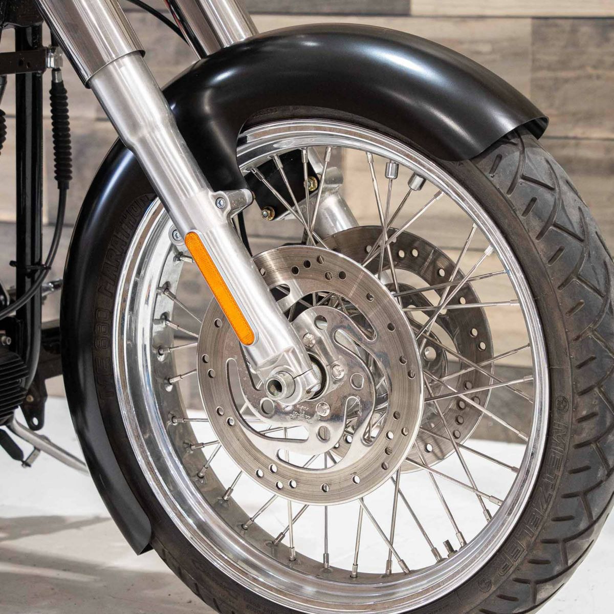 タイヤハガー・21インチ スチール フロントフェンダー (ラッパー)