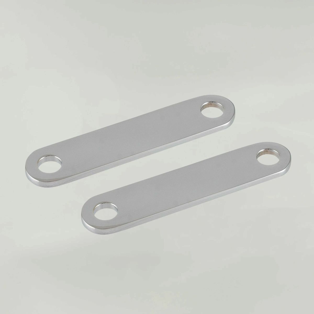 タイヤハガー・16～19インチ スチール フロントフェンダー用 マウントブロック (シルバー)