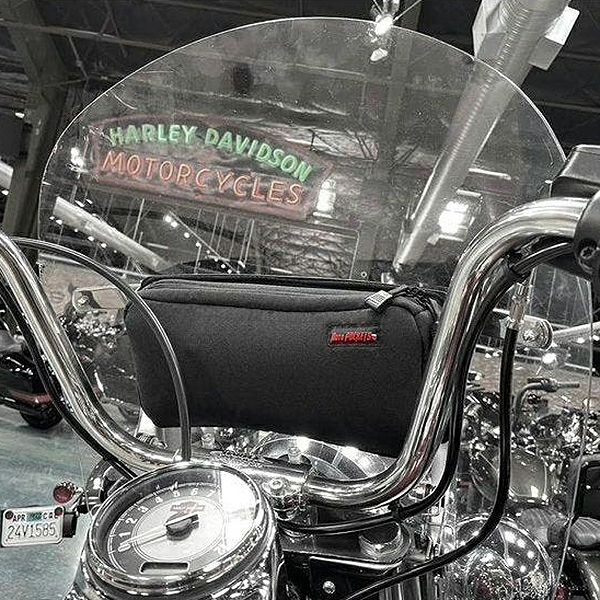 ウィンドシールドバッグ