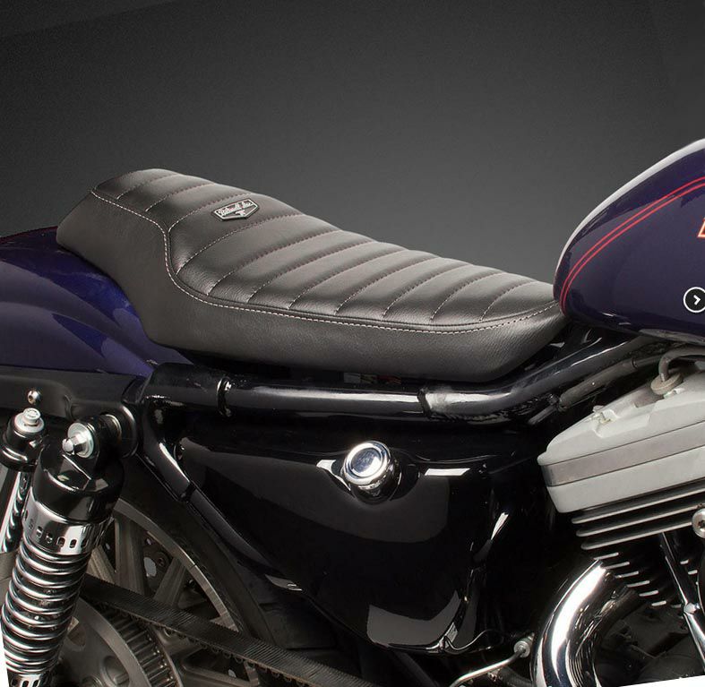 Biltwell バナナシート（タックロール）'86～'03-01