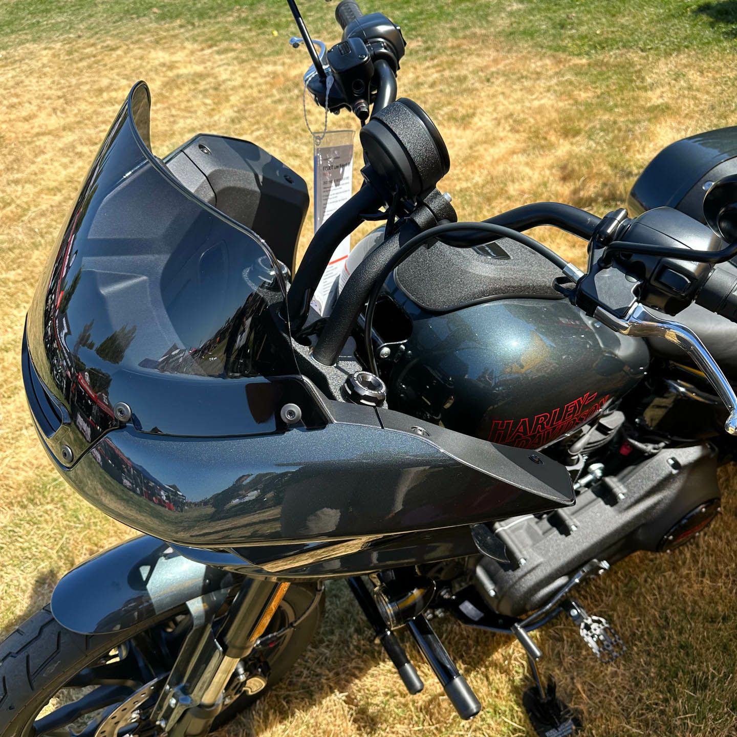 2025以降 ローライダーS/ST 8インチ・プルバックライザー (リンクルブラック)8