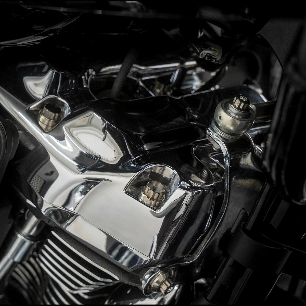 M8 ツーリング、ソフテイル ロッカーボックスカバー Bitchin ボルトキット シルバー TRASK Performance （トラスク パフォーマンス）